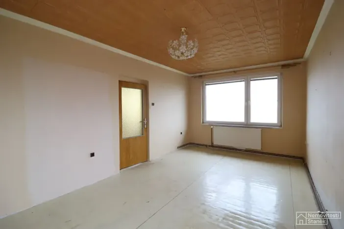 Prodej bytu 4+1, Dírná, 100 m2