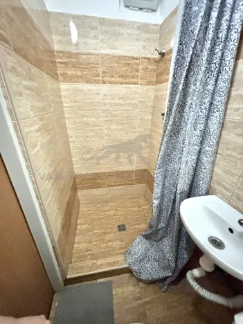 Pronájem bytu 1+kk, Praha - Košíře, Vrchlického, 36 m2