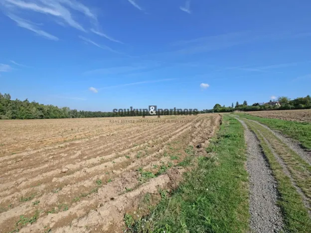 Prodej louky, Ohrobec, 18504 m2