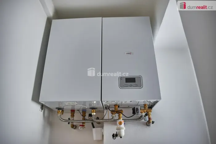 Prodej bytu 2+1, Karlovy Vary - Rybáře, Nad Dvorem, 42 m2