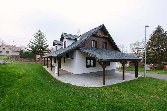 Prodej rodinného domu, Hamry, 200 m2