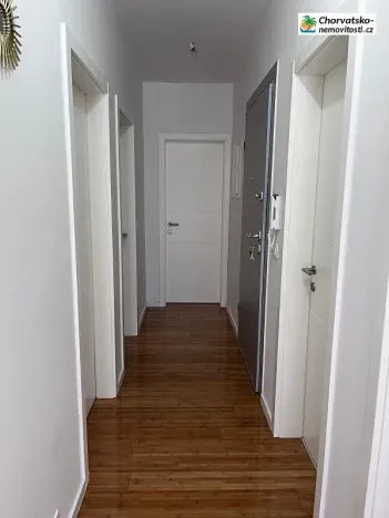 Prodej bytu 3+kk, Novalja, Chorvatsko, 76 m2