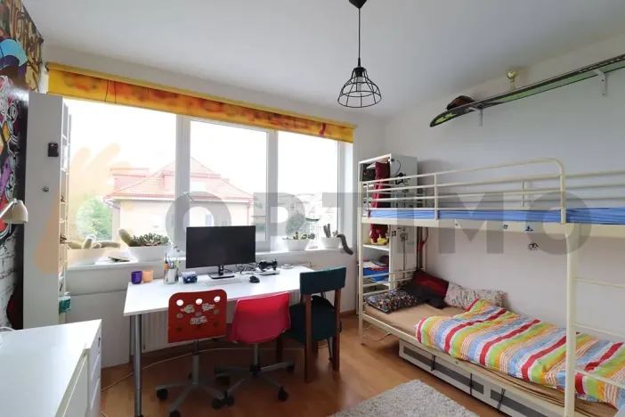 Prodej bytu 4+kk, Roztoky, Tyršovo nám., 88 m2