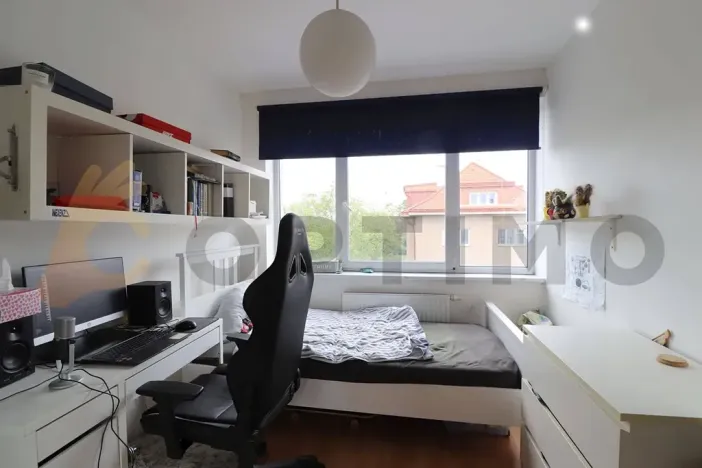 Prodej bytu 4+kk, Roztoky, Tyršovo nám., 88 m2