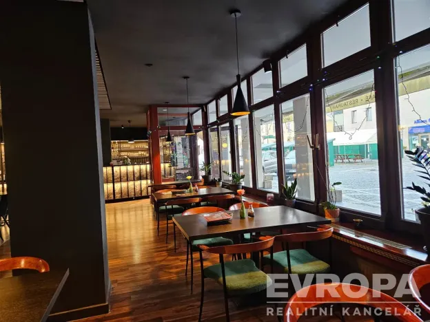 Pronájem restaurace, Vrchlabí, Krkonošská, 170 m2