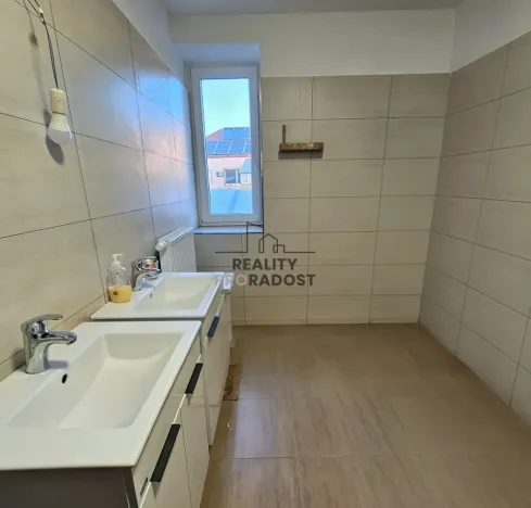 Pronájem kanceláře, Hodonín, Kolískova, 45 m2