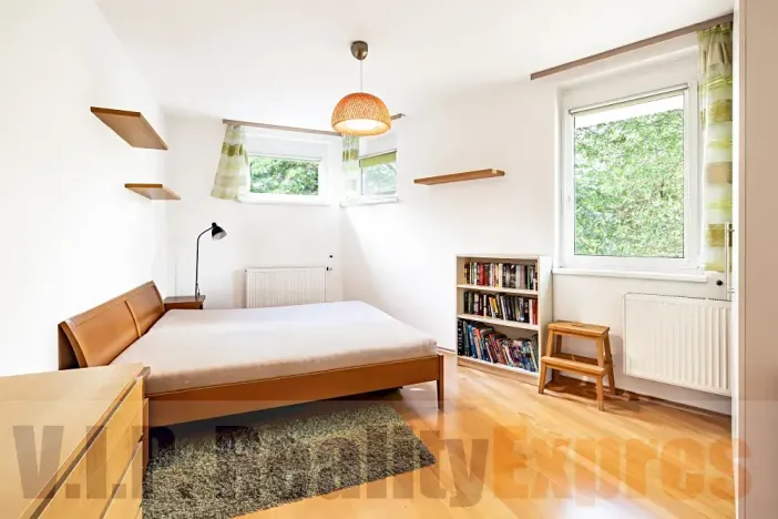 Prodej bytu 3+kk, Praha, Jeřabinová, 92 m2