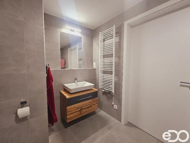 Pronájem bytu 2+kk, Praha, Nurmiho, 55 m2