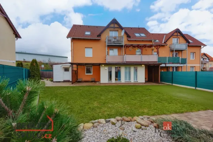 Prodej bytu 4+1, Nupaky, U Valu, 83 m2