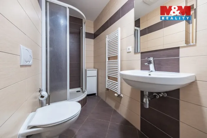 Pronájem bytu 3+kk, Praha - Kolovraty, Meduňková, 109 m2