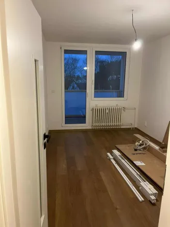 Pronájem bytu 3+kk, Praha - Lhotka, Toušeňská, 70 m2
