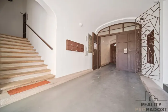 Pronájem kanceláře, Pardubice, třída Míru, 140 m2