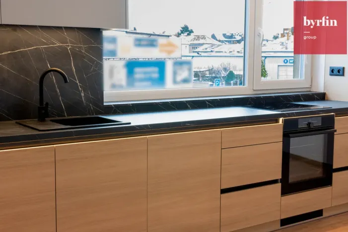 Pronájem bytu 2+kk, Opava, Nákladní, 52 m2