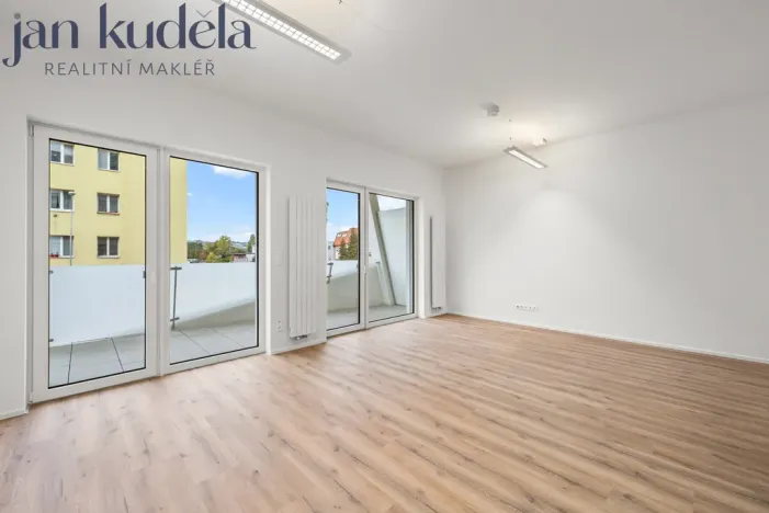 Pronájem bytu 2+kk, Brno, Komárovská, 54 m2