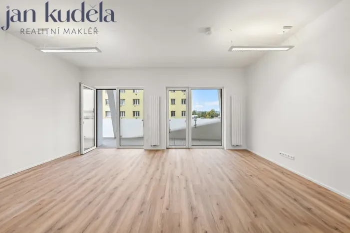 Pronájem bytu 2+kk, Brno, Komárovská, 54 m2