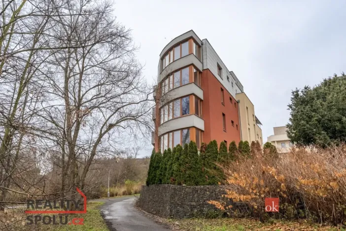 Pronájem bytu 2+kk, Praha - Libeň, Nad Rokoskou, 47 m2