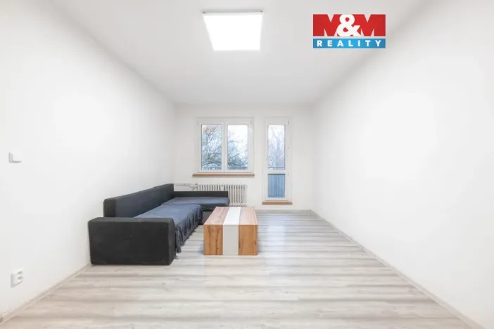 Prodej bytu 2+1, Otrokovice - Kvítkovice, Hlavní, 54 m2