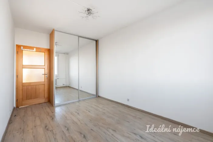 Pronájem bytu 4+1, Praha - Hostivař, Tesaříkova, 79 m2