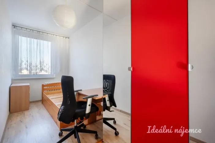 Pronájem bytu 4+1, Praha - Hostivař, Tesaříkova, 79 m2