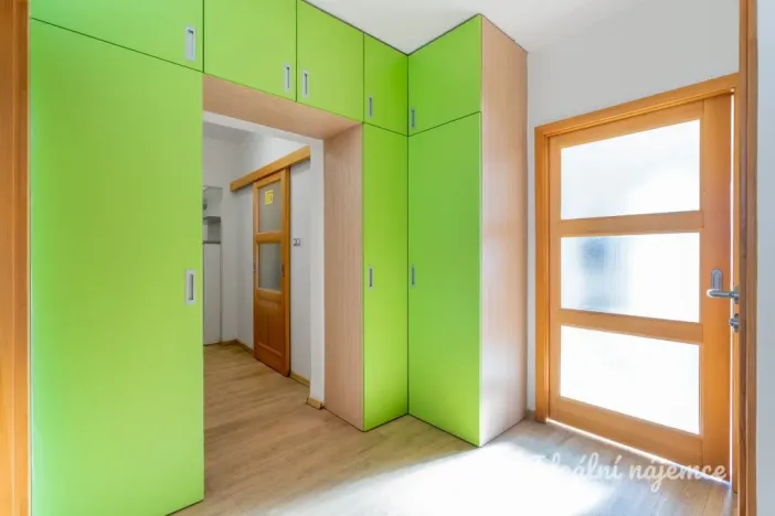 Pronájem bytu 4+1, Praha - Hostivař, Tesaříkova, 79 m2