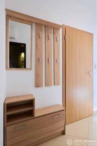 Prodej bytu 2+kk, Praha - Dolní Měcholupy, Honzíkova, 55 m2