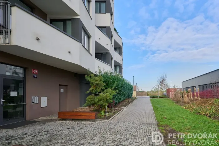 Prodej bytu 2+kk, Praha - Dolní Měcholupy, Honzíkova, 55 m2