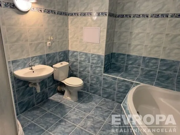 Pronájem bytu 2+kk, Liberec - Liberec III-Jeřáb, Hanychovská, 63 m2