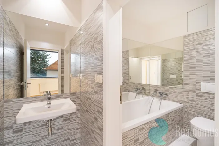 Prodej bytu 3+kk, Praha, Pod průsekem, 65 m2