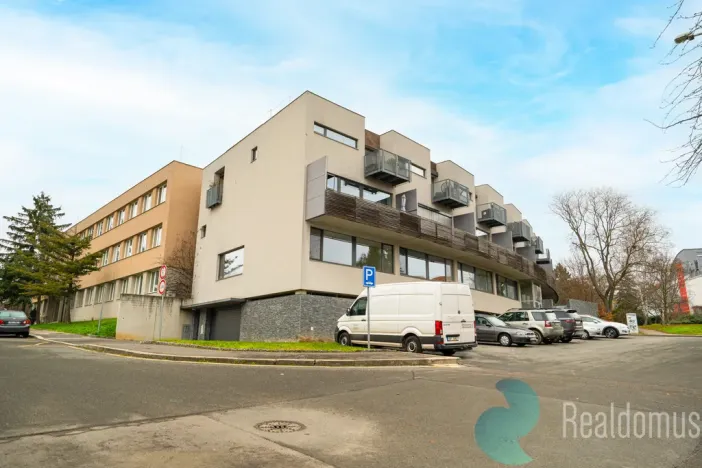 Prodej bytu 3+kk, Praha, Pod průsekem, 65 m2