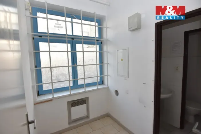 Pronájem obchodního prostoru, Liberec - Liberec II-Nové Město, Papírová, 36 m2