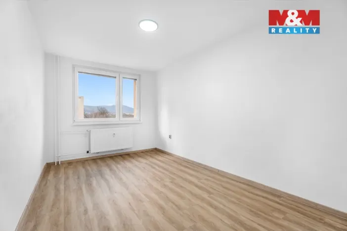 Pronájem bytu 2+kk, Liberec - Liberec VI-Rochlice, Dobiášova, 42 m2