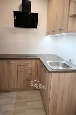 Pronájem bytu 1+kk, Bruntál, Cihelní, 29 m2