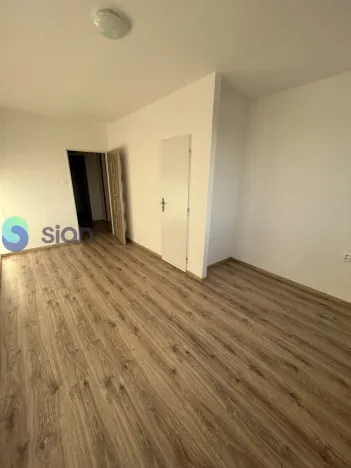 Pronájem atypického bytu, Ostrava, Sokolská třída, 60 m2