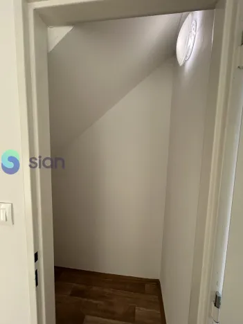 Pronájem atypického bytu, Ostrava, Sokolská třída, 60 m2