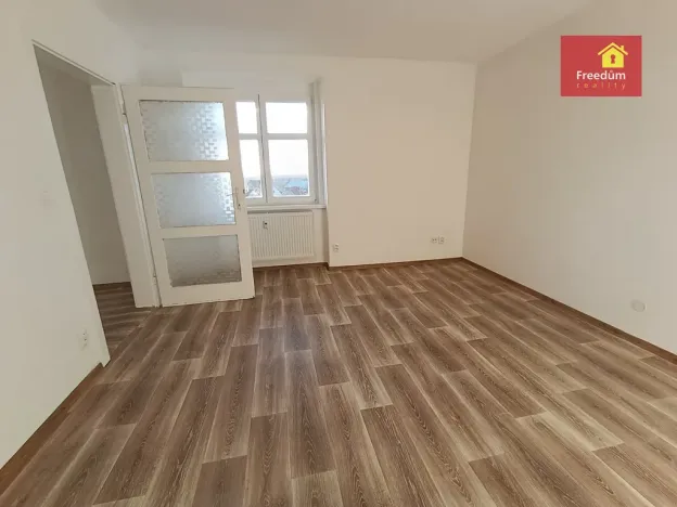 Pronájem bytu 1+1, Dubí - Pozorka, Sadová, 46 m2