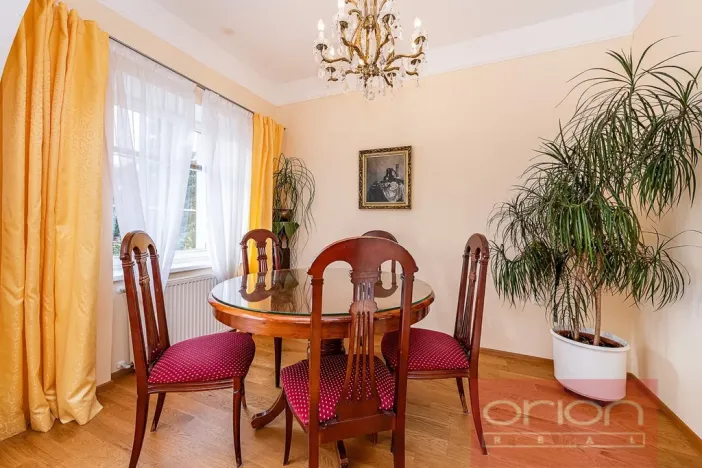 Pronájem rodinného domu, Praha - Suchdol, Havraní, 350 m2