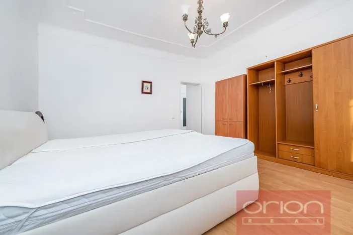 Pronájem rodinného domu, Praha - Suchdol, Havraní, 350 m2