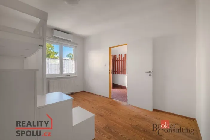 Prodej rodinného domu, Mezholezy, 181 m2