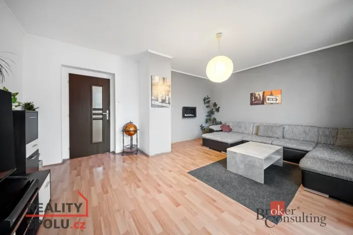 Prodej rodinného domu, Holice, Bratří Čapků, 262 m2