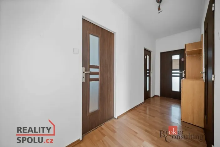 Prodej rodinného domu, Holice, Bratří Čapků, 262 m2