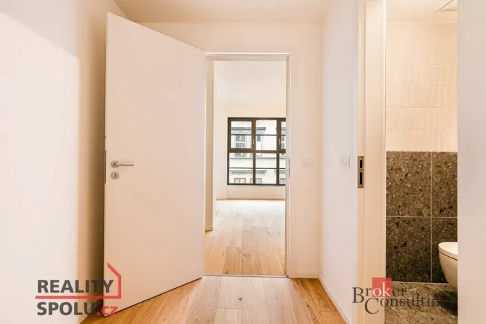 Pronájem bytu 1+kk, Brno - Zábrdovice, Bratislavská, 23 m2