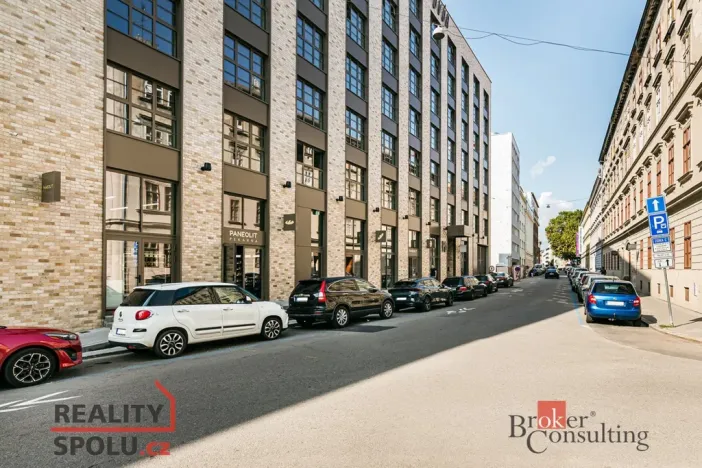 Pronájem bytu 1+kk, Brno - Zábrdovice, Bratislavská, 38 m2