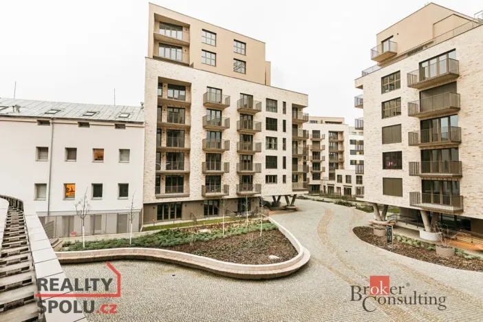 Pronájem bytu 1+kk, Brno - Zábrdovice, Bratislavská, 38 m2