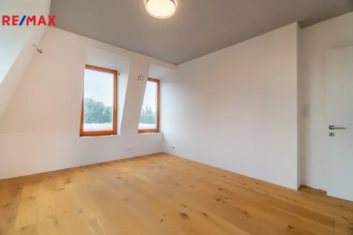 Pronájem bytu 5+kk, Praha, U krčské vodárny, 136 m2
