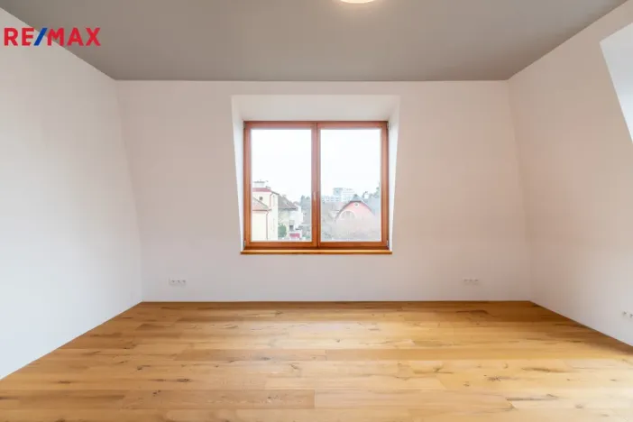 Pronájem bytu 5+kk, Praha, U krčské vodárny, 136 m2