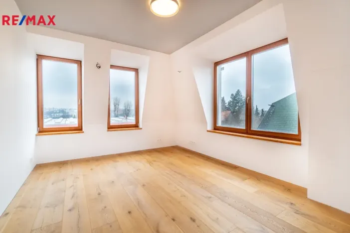 Pronájem bytu 5+kk, Praha, U krčské vodárny, 136 m2