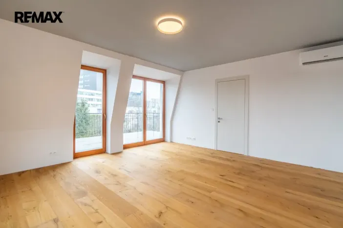 Pronájem bytu 5+kk, Praha, U krčské vodárny, 136 m2