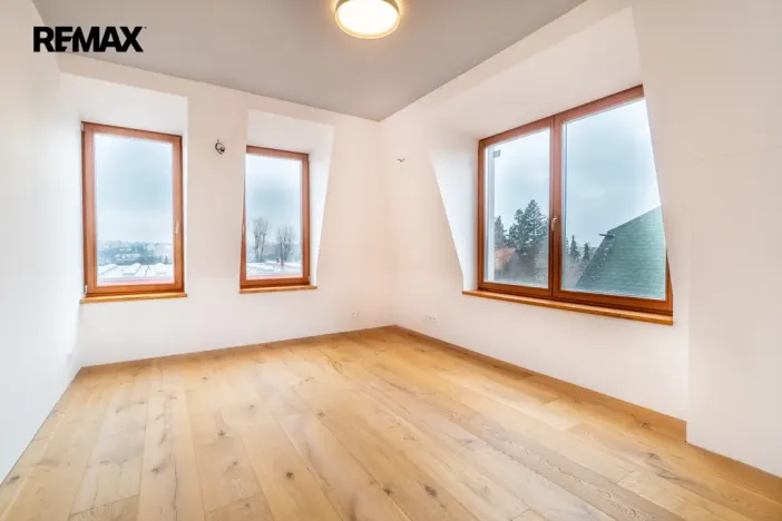 Pronájem bytu 5+kk, Praha, U krčské vodárny, 136 m2