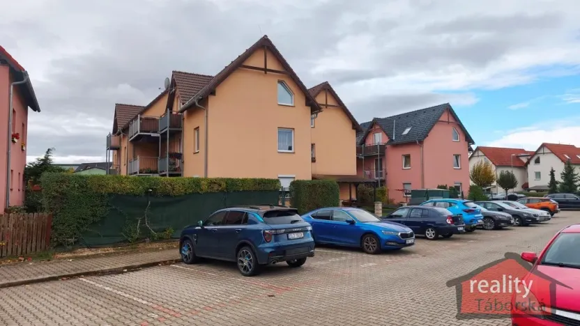 Prodej bytu 3+kk, Nupaky, Luční, 69 m2