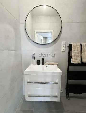 Pronájem bytu 2+kk, Praha, Komunardů, 38 m2